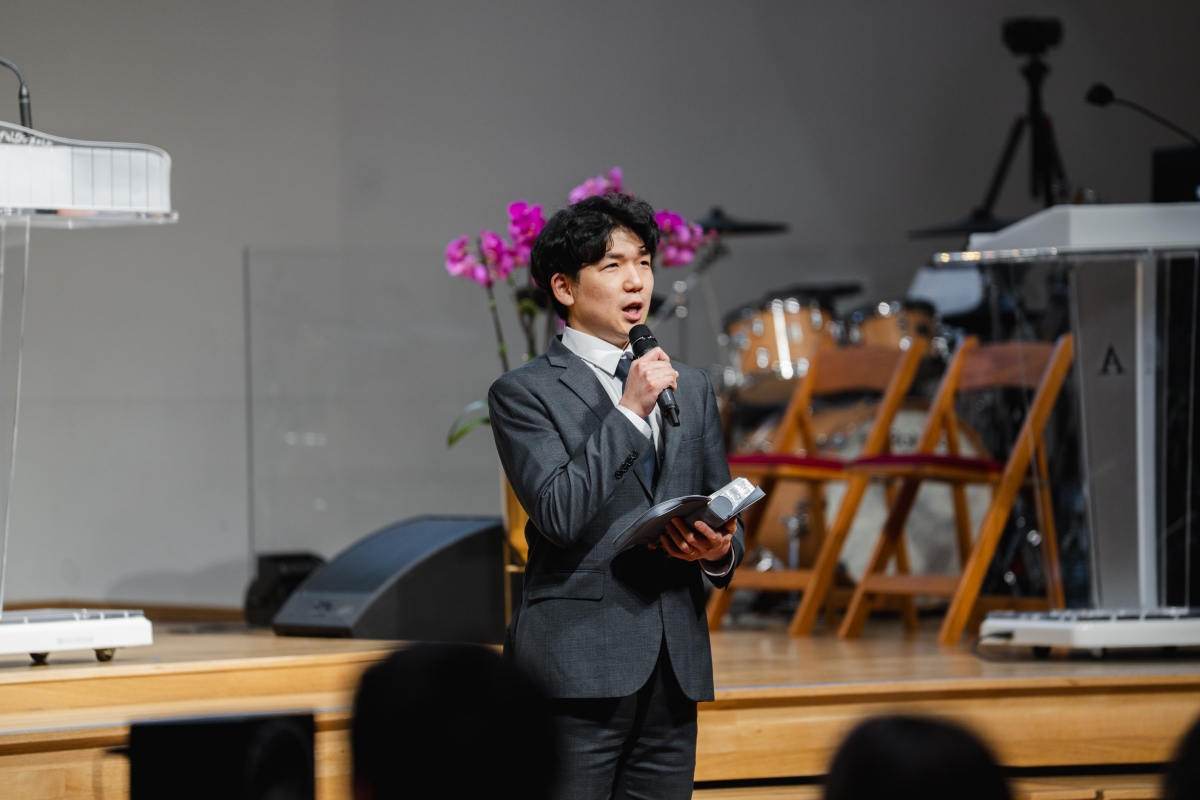 WEBPastor Austin_s Ordination Service-11.jpg