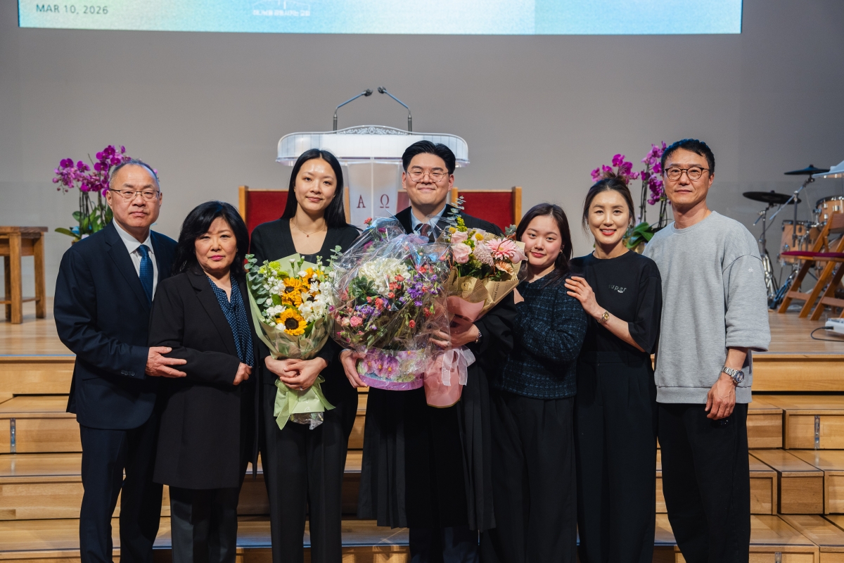 WEBPastor Austin_s Ordination Service - Group Photos-13.jpg