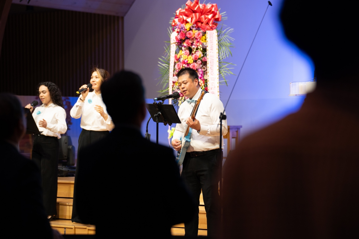 WEBJY405477.jpg